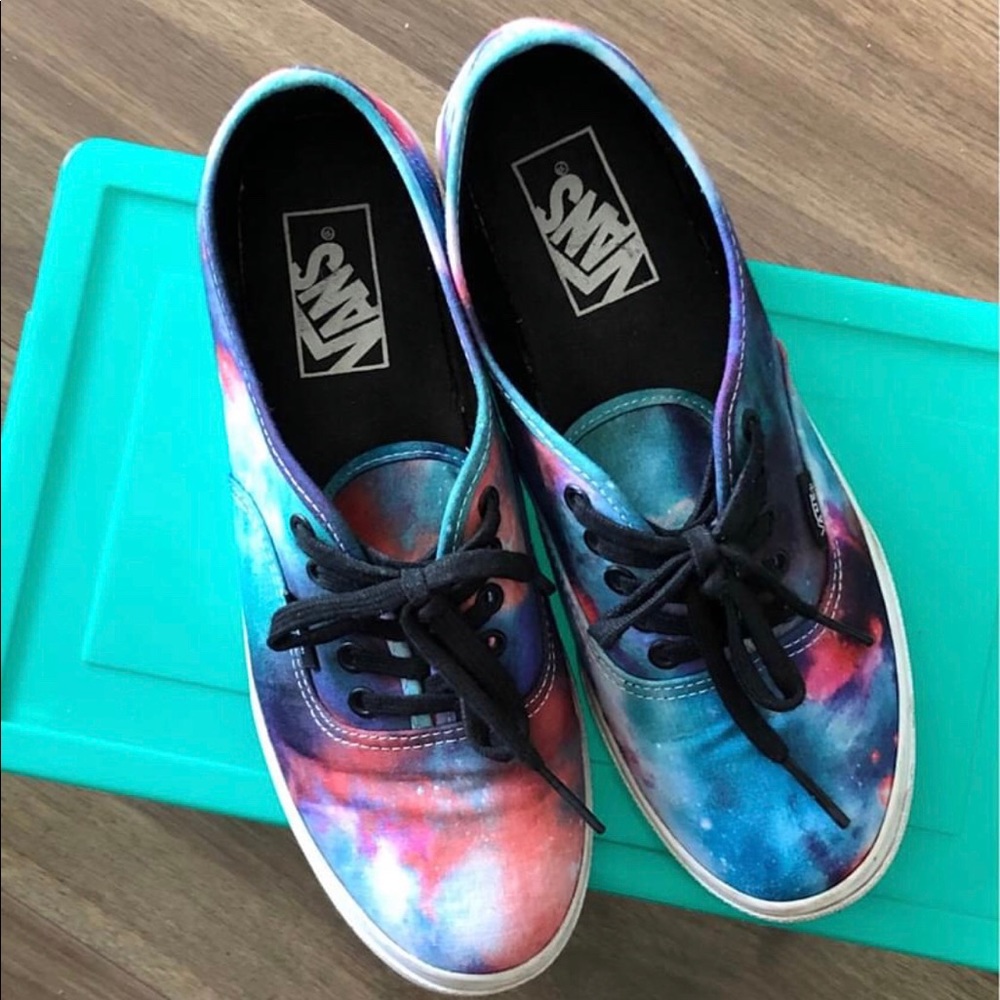 Galaxy Vans - Picture 2 of 3